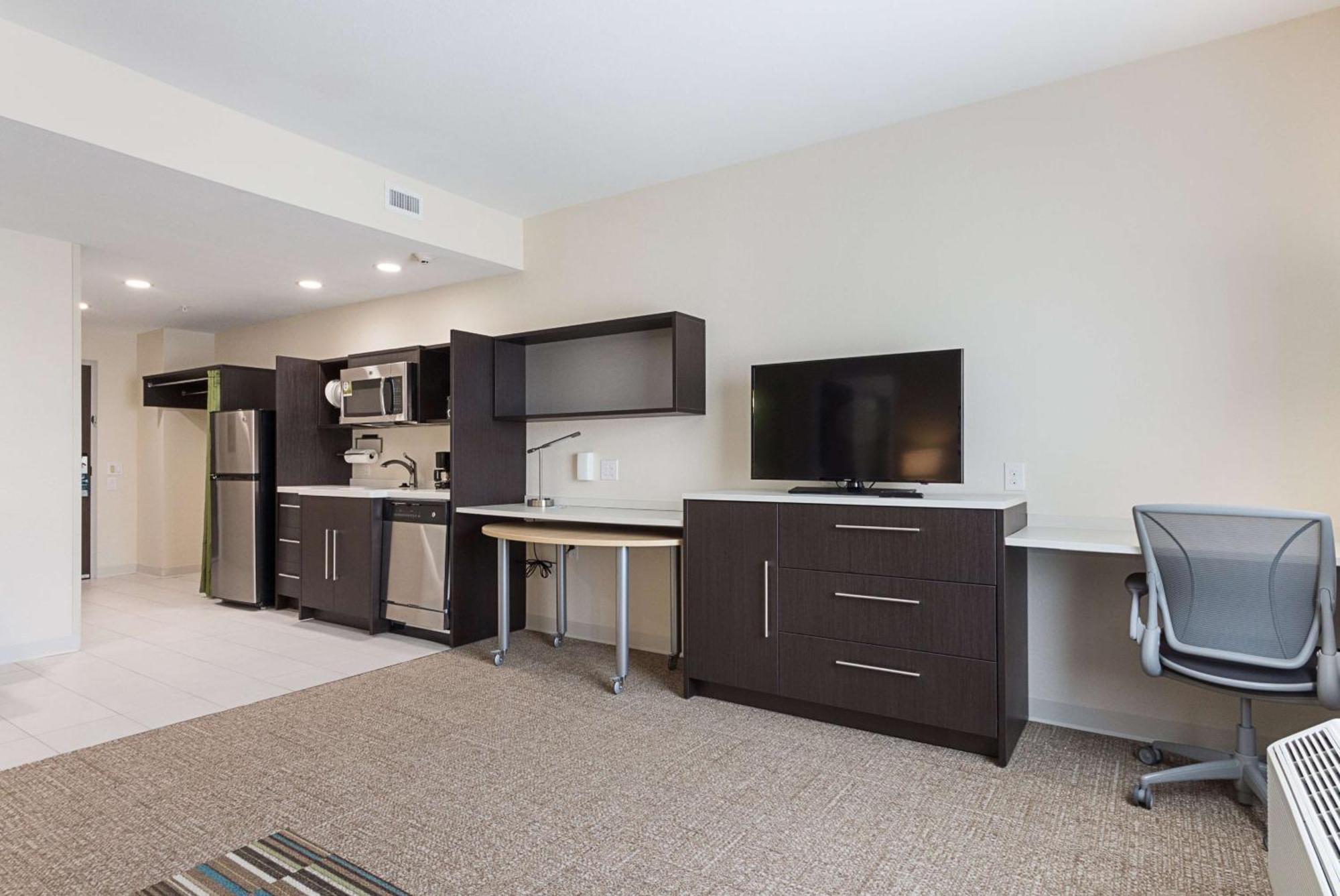 Home2 Suites By Hilton Dallas Grand Prairie Bagian luar foto