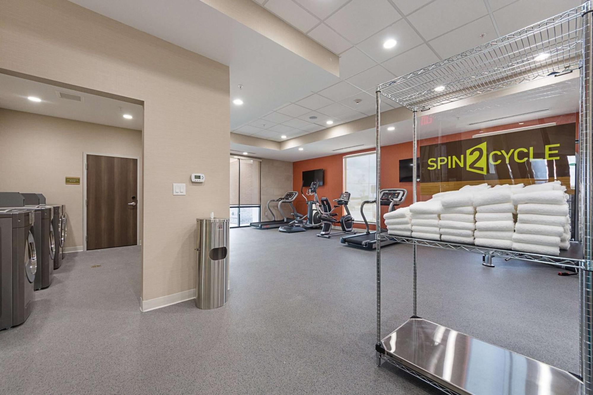 Home2 Suites By Hilton Dallas Grand Prairie Bagian luar foto
