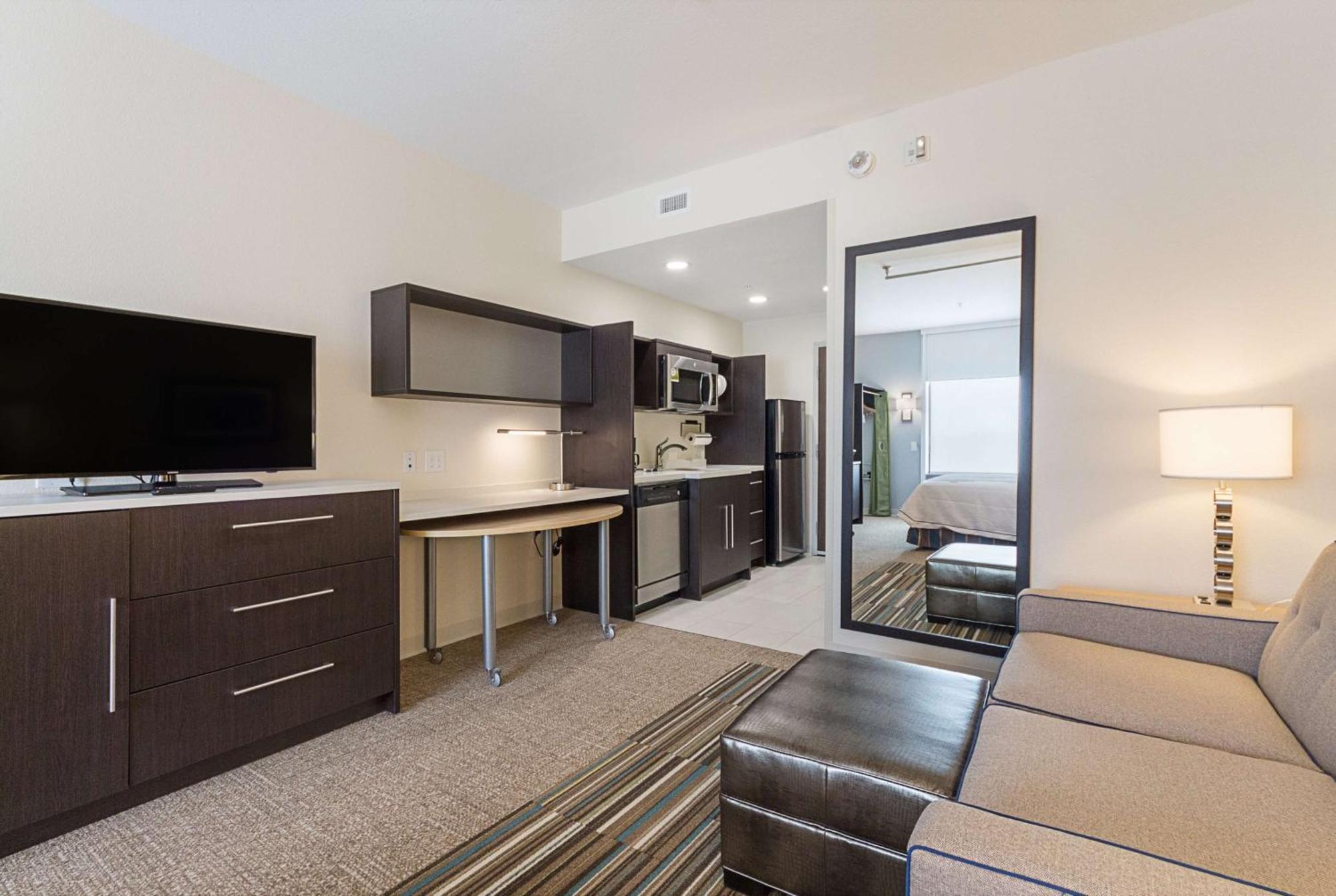 Home2 Suites By Hilton Dallas Grand Prairie Bagian luar foto